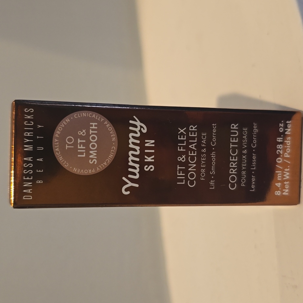 Danessa Myricks Yummy Skin Lift & Flex Concealer, Shade 2 Neutral
